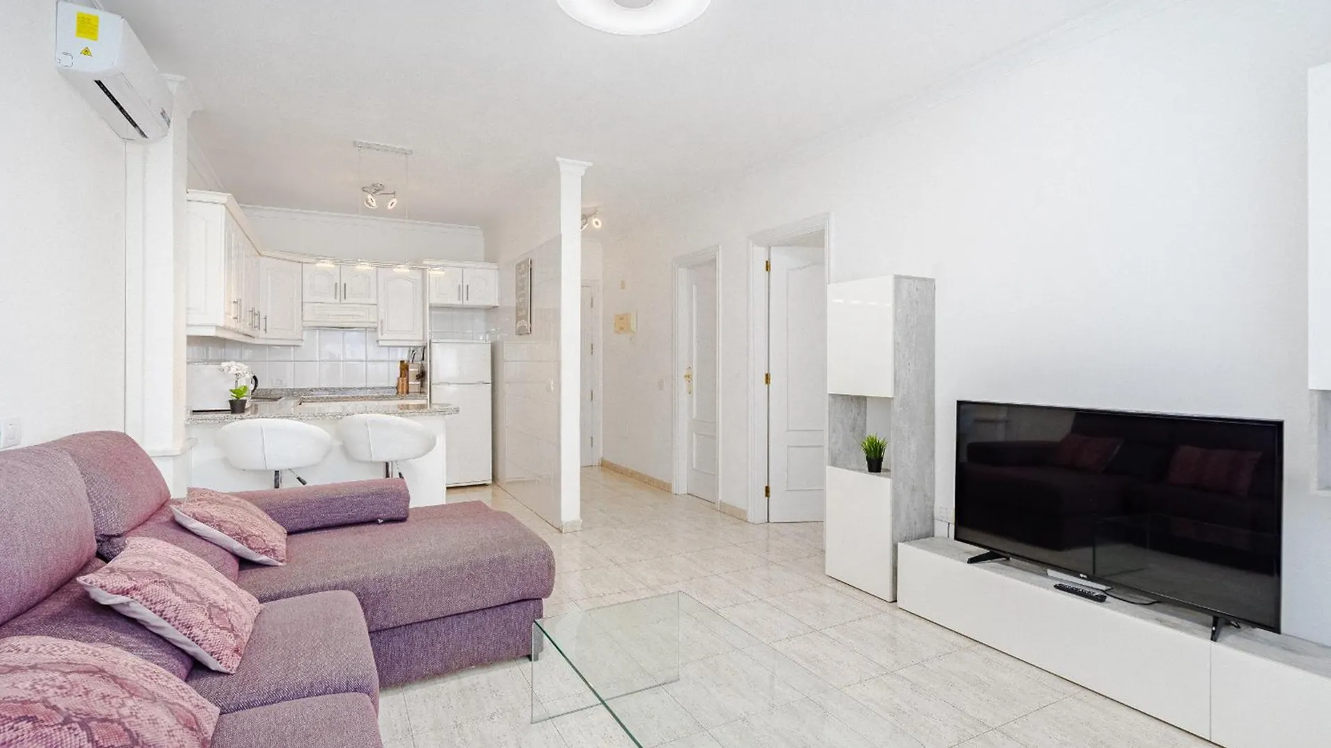 Sol Y Mar Retreat Apartment Los Cristianos  Spain